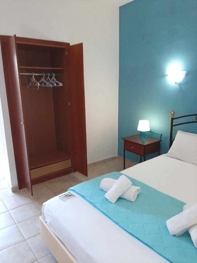 Loxandra Studios Metamorfosi  Luaran gambar